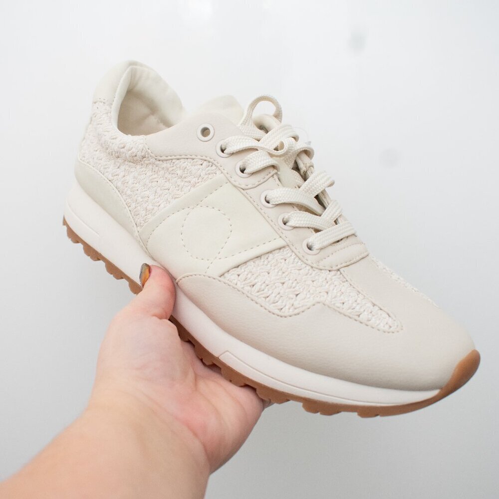 Baretraps Gwenda Athleisure Casual Lace Up Sneaker NWT Women's Size 7.5 - Picture 4 of 5